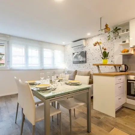 Narnia Apartamento Split